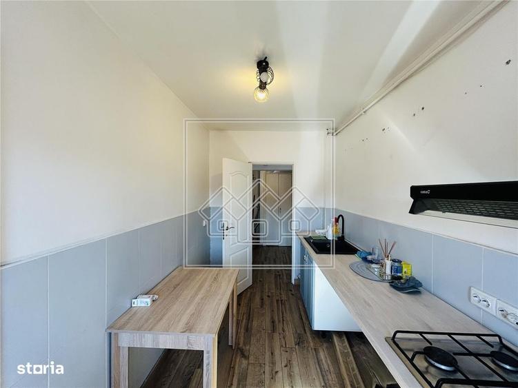 Apartament cu 2 camere decomandat în Ștrand