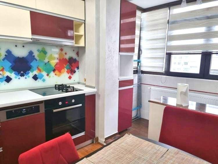 Apartament cu 3 camere decomandat, mobilat în 1 Decembrie 1918