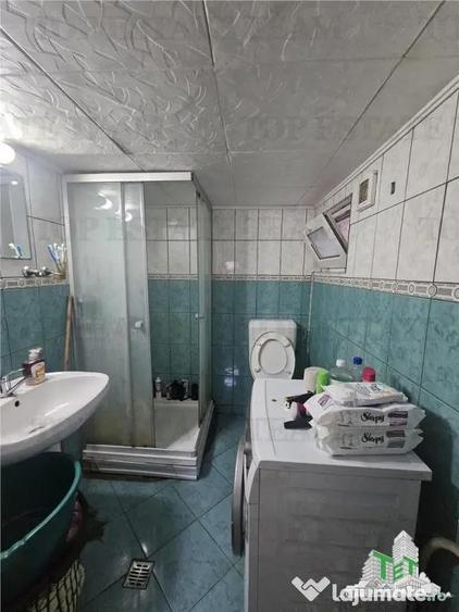 Casa individuala 3 camere, curte libera 225 mp, zona Piata R - 9