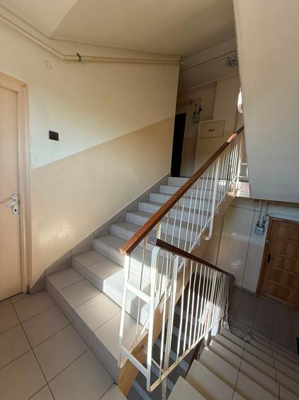 Apartament cu 65 camere în Girocului