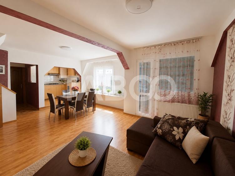 Apartament cu 3 camere decomandat, mobilat în Mihai Viteazul