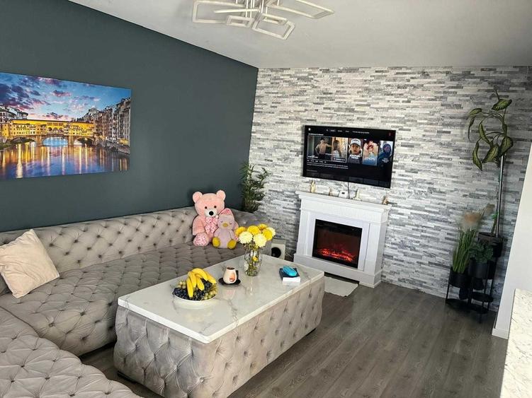 Apartament cu 3 camere decomandat în Rahova