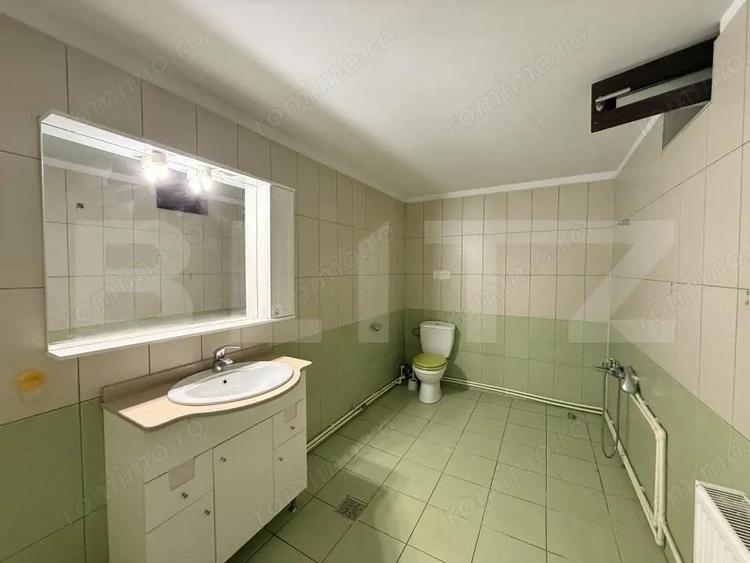 Casa cabinet medical cu apartament 2 camere SD, 253 mp teren, 1 Mai - 15