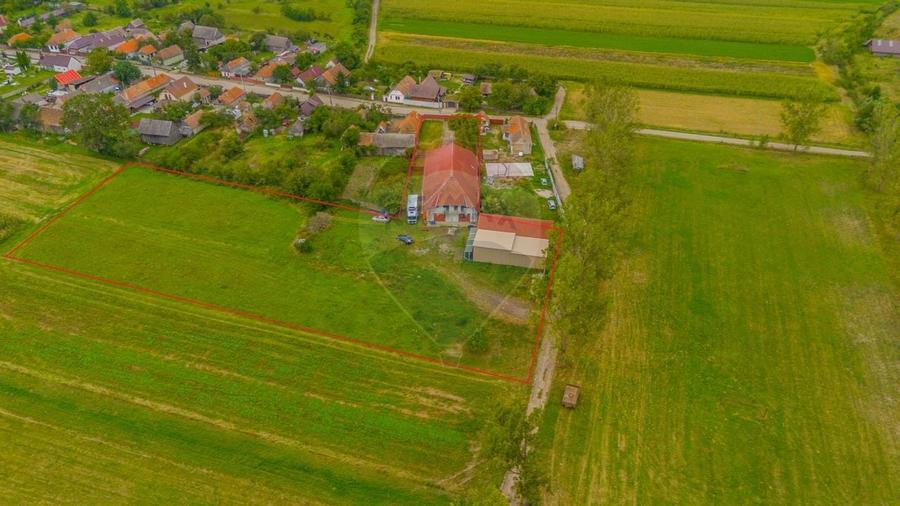 Comision 0 | Constructie cu teren 7000 mp in Dobolii de Jos, Covasna - 2