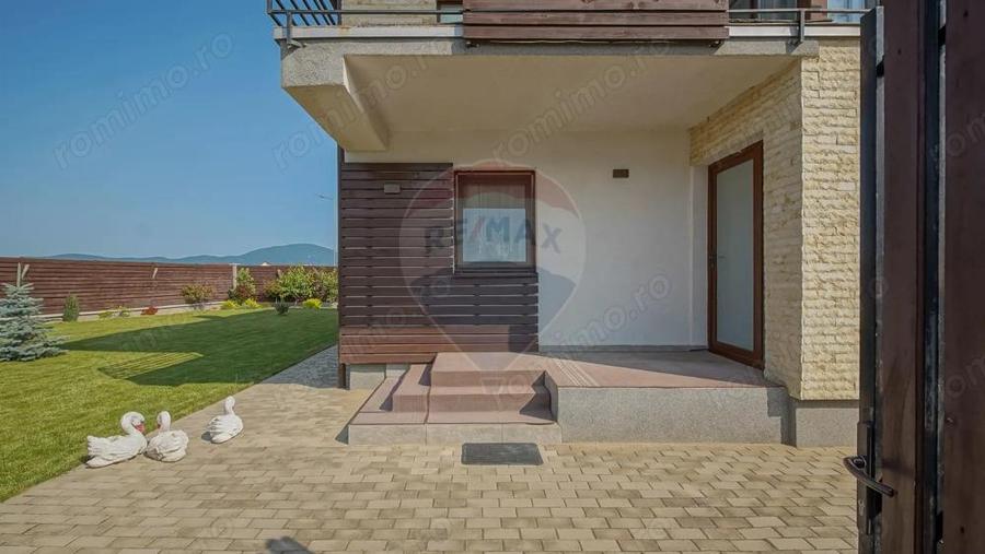 Casa de vanzare in ora?ul Ghimbav! Comision 0 %! - 1