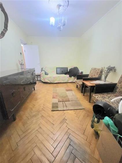 Apartament cu 2 camere decomandat în Autogară