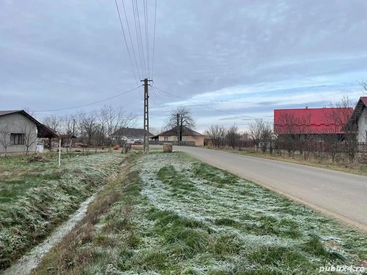 Vand Casa ?i Teren in Raturile Medie?ului - 6