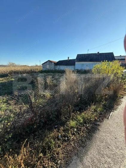 Casa batraneasca, 50 mp si teren intravilan 4900 mp, Udesti - 5