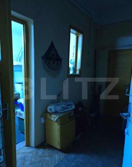 Casa de vanzare, 6 camere, 137 mp, teren 579 mp, zona semice - 10