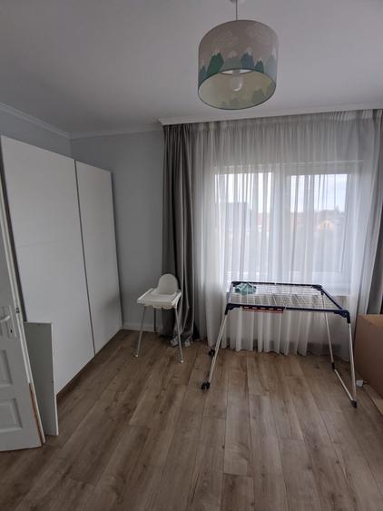 Casă cu etaj de vânzare, 5 camere, 2 băi, Dâmbu Rotund zona strada Livezeni - 14