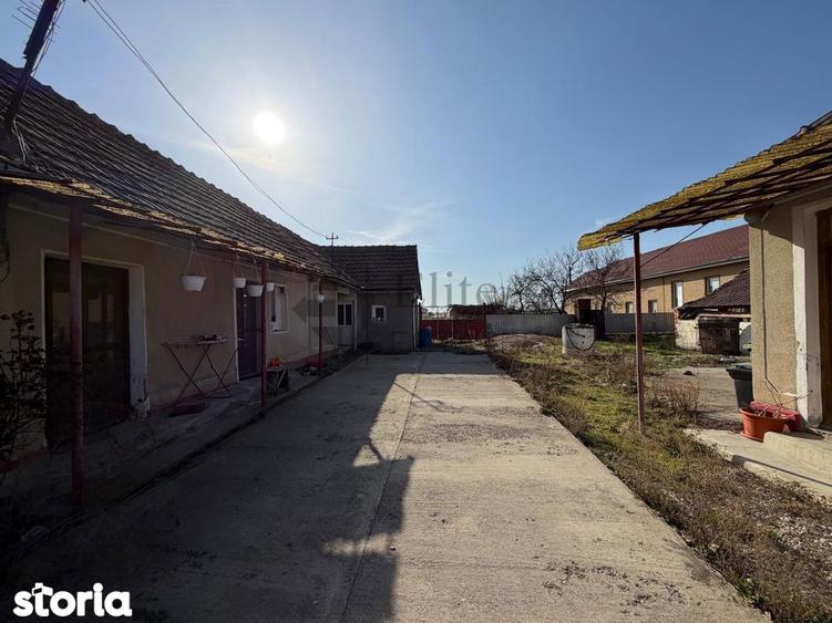 Casa cu 2195 mp teren in Cihei - Str. Mare - 1