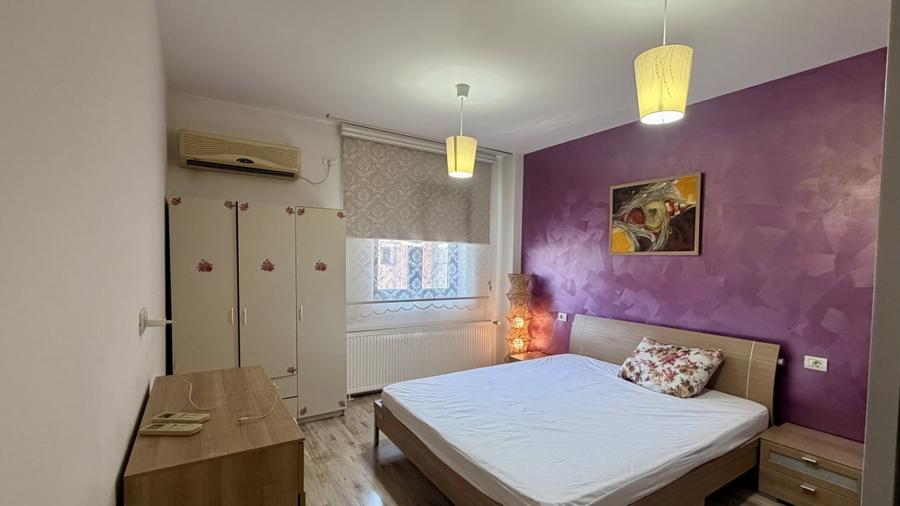 Apartament cu 4 camere decomandat în Voluntari