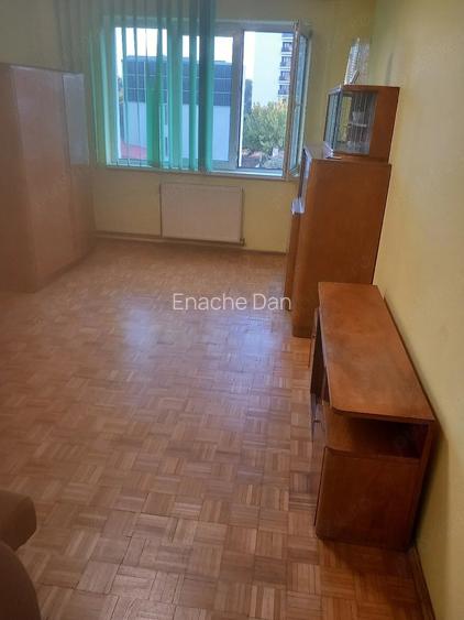 inchiriez apartament 2 camere Pitesti