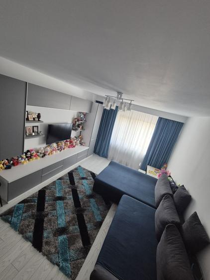 Vand apartament 2 camere in zona Far - 7