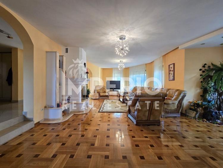 Casa individuala cu 6 camere si 900mp teren! - 1