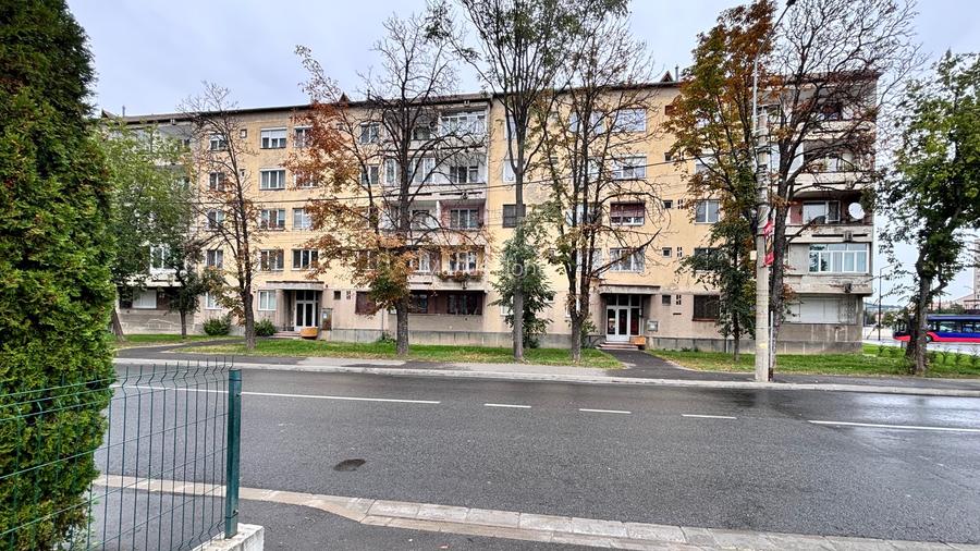 CHIRIE apartament 3 camere Oradea lângă Plazza Oradea