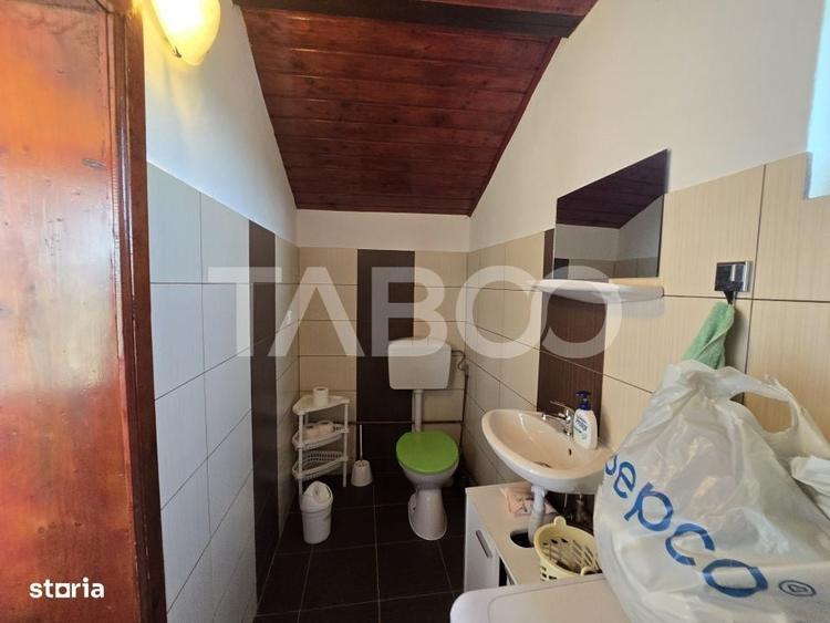 Casă cu 3 camere cu Teren 900 Mp în Sadu