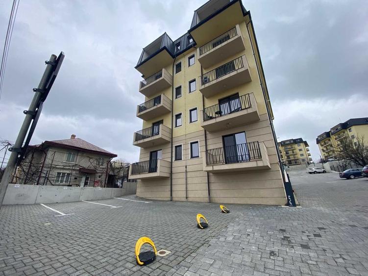 Apartament cu 4 camere decomandat în Fălticeni