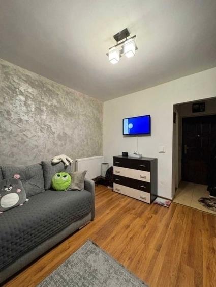 GAROSNIERA IN BAZA 3 - ETAJ 1 DIN 4 - BLOC DIN 1979 FARA RISC SEISMIC - RENOVATA - 4