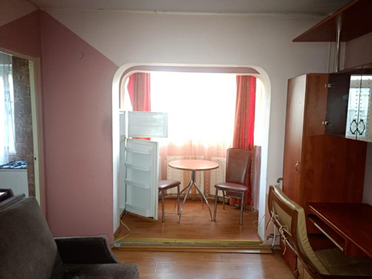 Ofer spre închiriere garsonieră 24 mp, str. Zorilor, er.1, Cluj-Napoca - 1