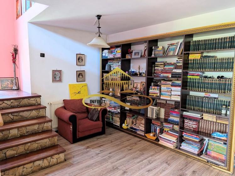 Casă &icirc;n Traian, poziție excelentă! - 12