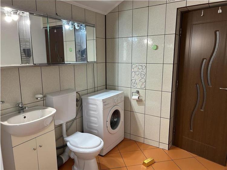 Inchiriez ap.3 camere in casa ,finisat modern, CT, parcare, Centru-str.Paris,neg - 10