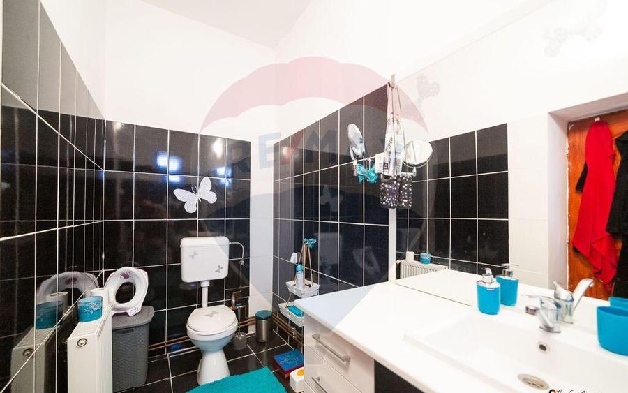 Casa cu 3 apartamente, piscina ?i 1000 mp teren, vanz... - 5