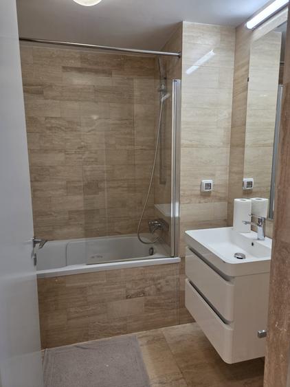 Elegant Top-Floor Apartment with Panoramic Terrace near Victoriei Avenue - 11