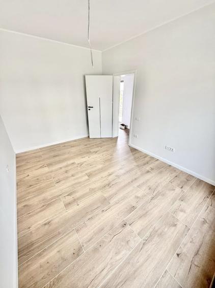 Duplex cu 3 camere cu Canalizare în Urseni