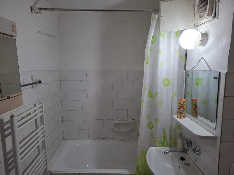 Apartament cu 2 camere semidecomandat în Traian
