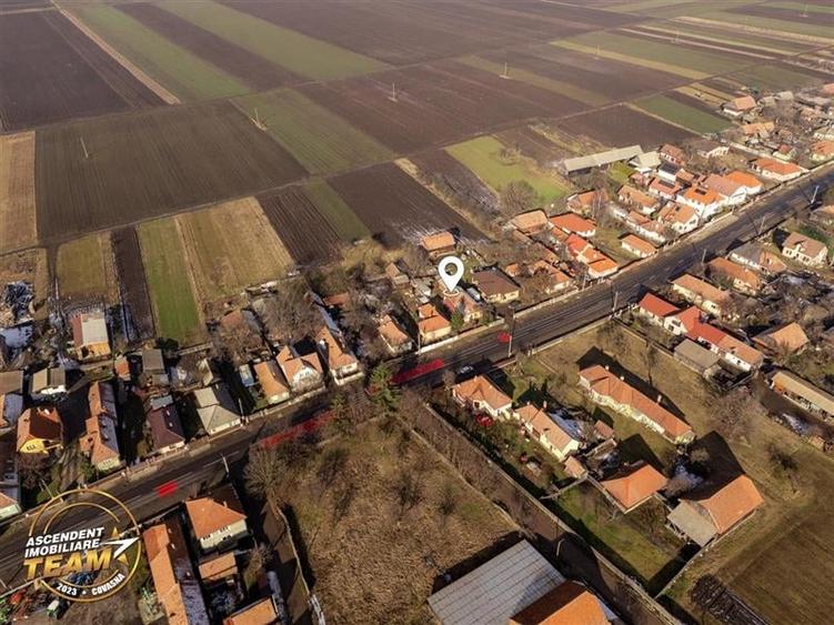 3D&FILM! Casa cu 3 camere,1.800mp teren, facilitati apreciabile, langa Targu Sec - 7