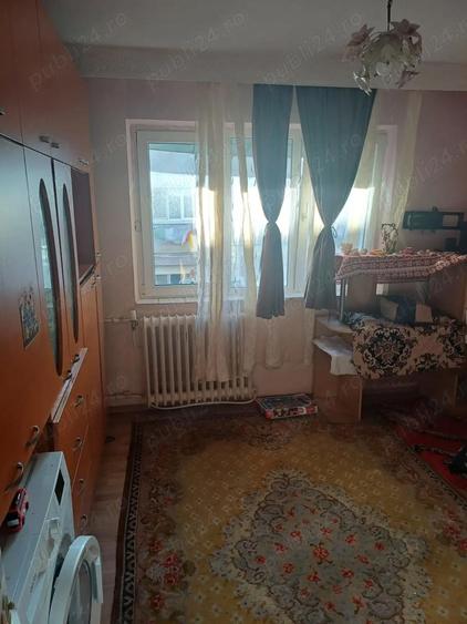 GARSONIERA DE Vanzare - PODU RO?U in spatela magazin jambo - 7