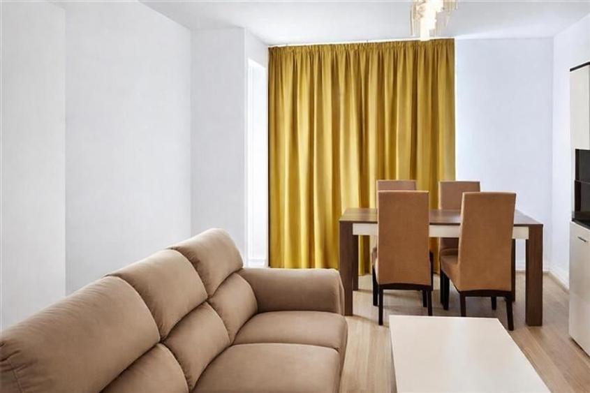 Apartament renovat,elegant,luminos,4 camere,100mp,Centru Civic, Brasov - 2