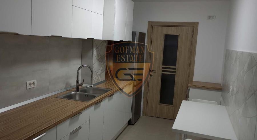 3 camere Constanta Ultracentral Tomis Mall, balcon, centrala gaz etaj 1 cu lift - 4