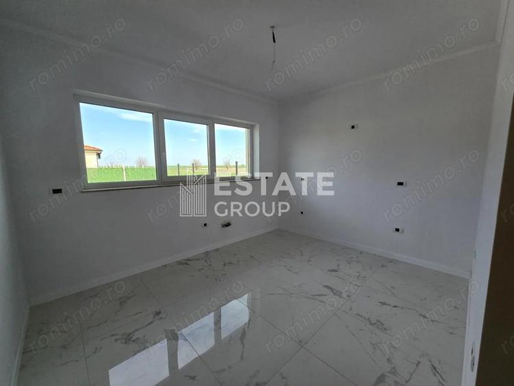 Duplex pe parter cu 4 camere in Sinandrei/ Calea Aradului - 5