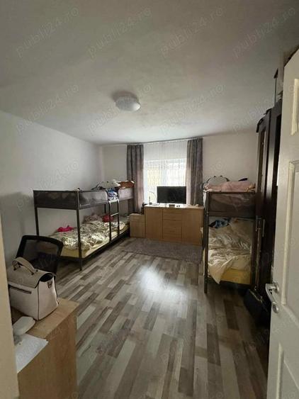 Casa de vinzare gradina ?i un hectar de teren 2 camere baie, coridor beci, bucatarie anexe,exe,, - 1