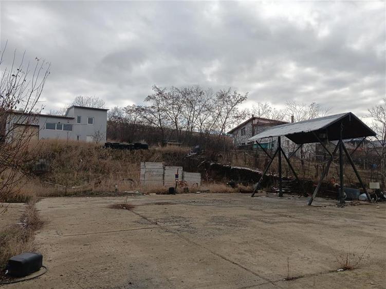 REDIU, teren 3350mp. intravilan cu utilitati trase, (dezv. imobiliara) - 1