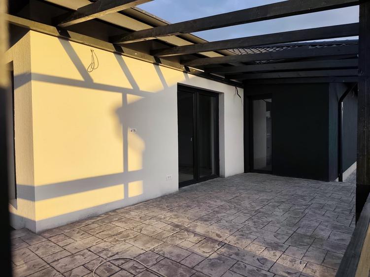 FARA COMISIOANE in Gulia casa cu 4 camere 2 bai terasa PARTER+pod placa la cheie - 43