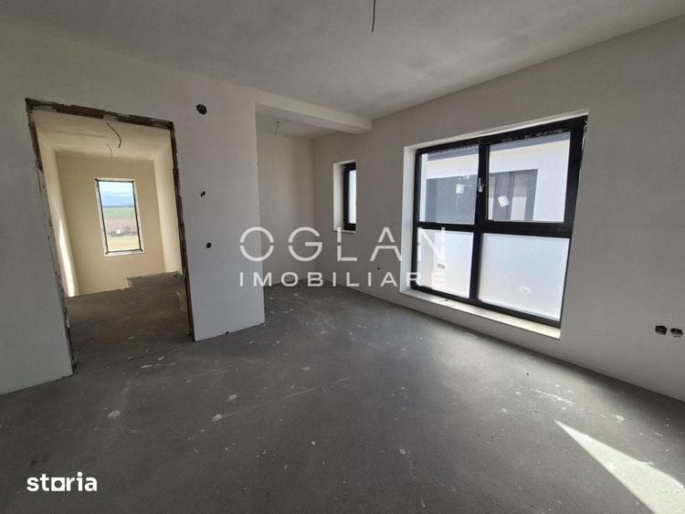 Casă cu 4 camere cu Teren 500 Mp în Șura Mică