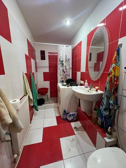 Apartament 2 camere - 54 mp utili -  Zona Scoala Nr 2 - - 2