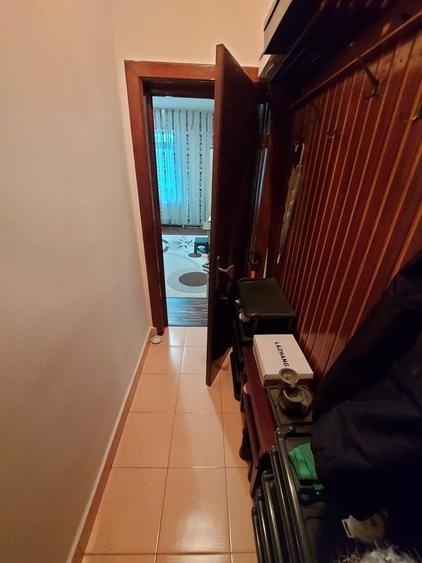 Stefan cel Mare, garsoniera cu centrala, boxa, bloc reabilitat, metrou - 8
