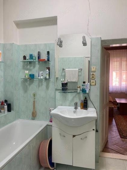 Vand casa , situata central , str.T.Grozavescu nr.25 - 1