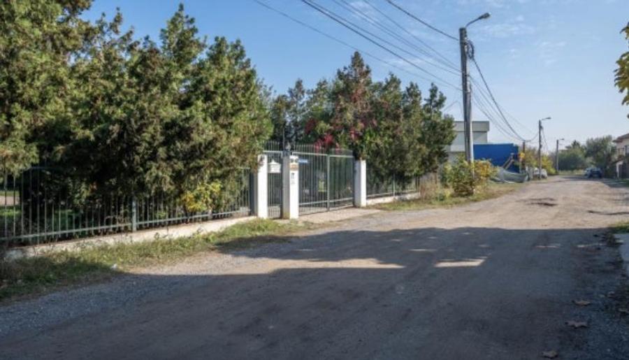 Vanzare vila cu piscina | Damaroaia - Straulesti | teren 2000 mp | deschidere la - 28