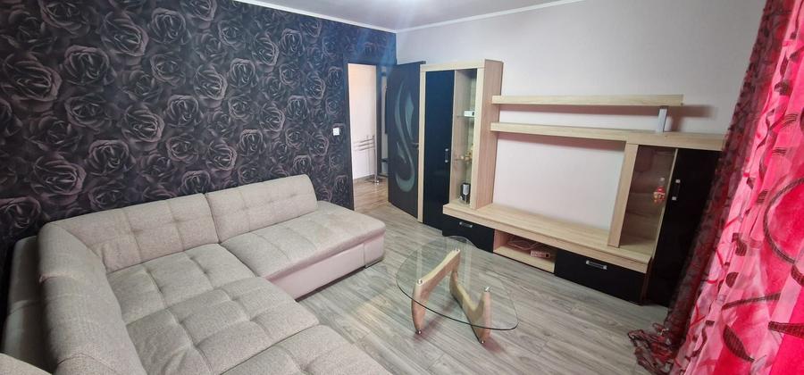 Garsoniera decomandata zona Far. - 2