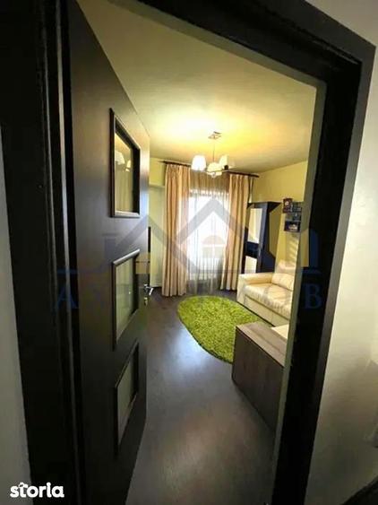Apartament 4 camere tip duplex zona Brosteni - 4