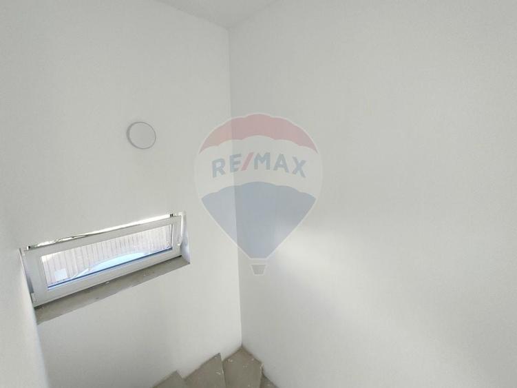 Casa cu 3 camere de vanzare in zona Turnisor - 17