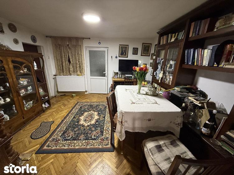 Casa corp C1 84mp + casa corp C2 51mp+garaj+ gradina ?i teren 889mp - 6