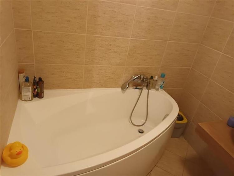 Complex Urban, Tractorul - 8