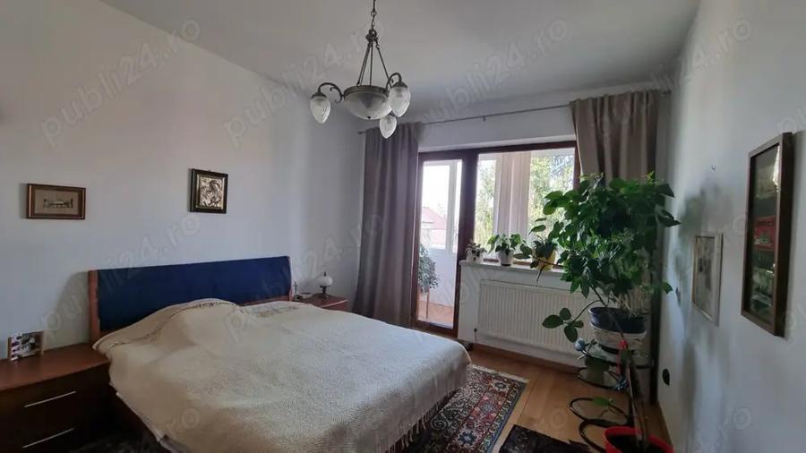 Apartament cu 5 camere in zona centrala - 6