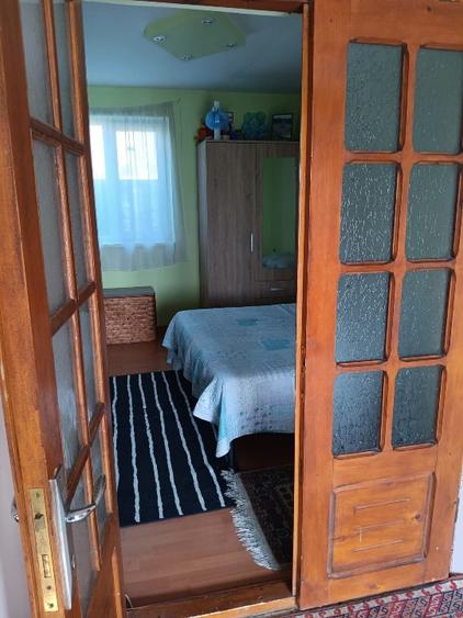 Vând casă la țară  - 1